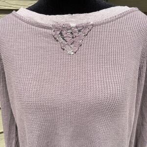 Dylan women’s size XL textured thermal long sleeve top, lace back